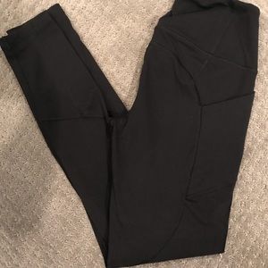 Victoria’s Secret Sport black leggings